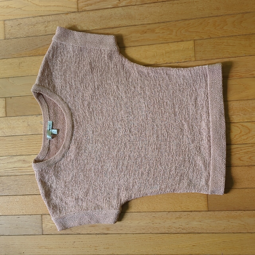 Mauve short sleeve knit top